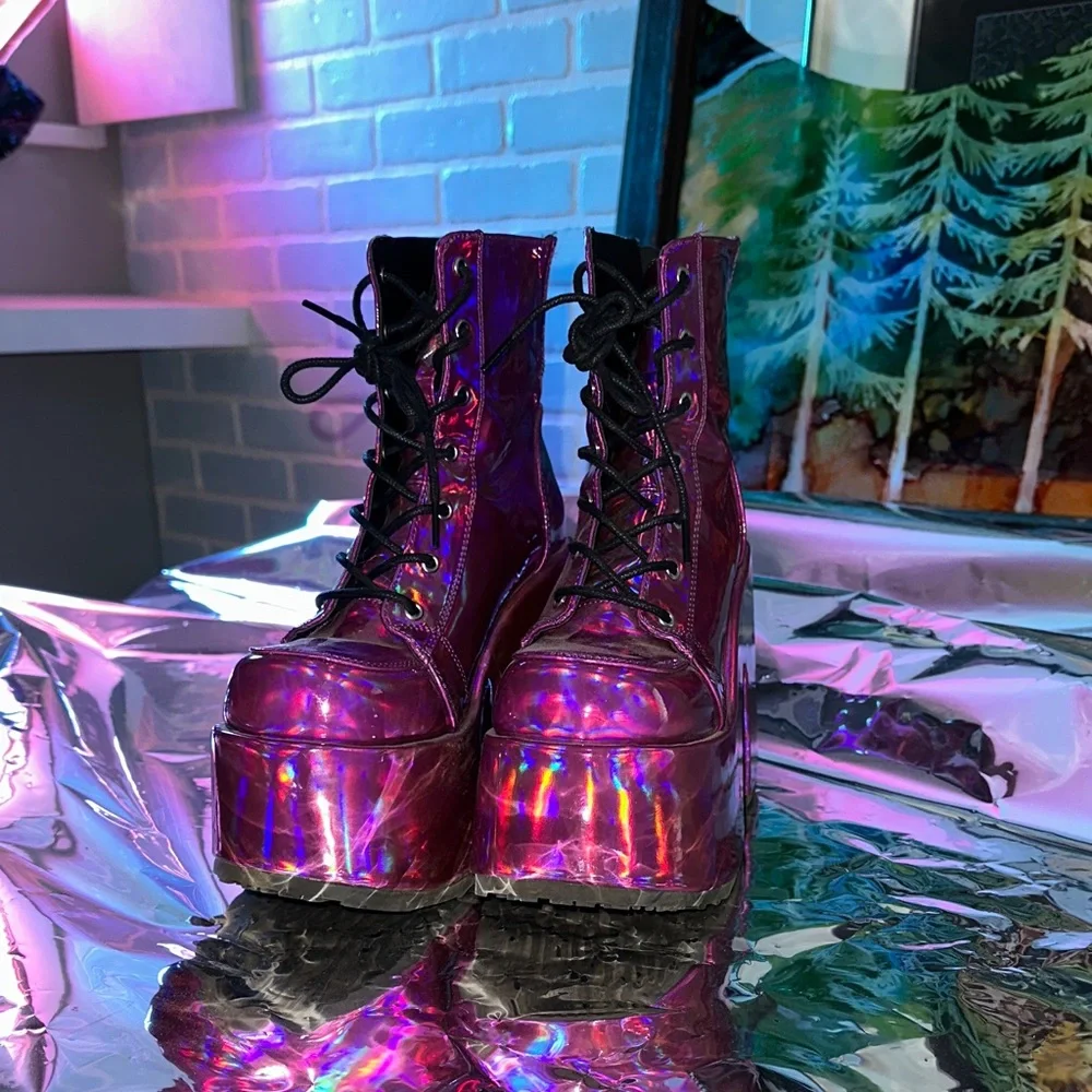 Demonia Holographic Purple Platform Boots - Picture 1 of 2